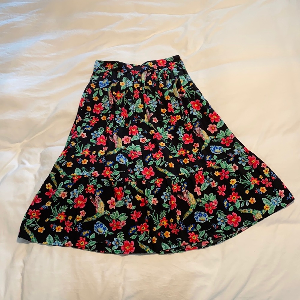 XS Old Navy Floral Midi Skirt